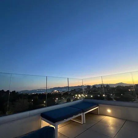 Apartment Rooftop *
